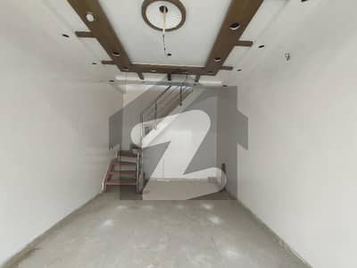 1200 Sq-ft | Triple Story Building | Space Available For Rent. 1200 Sq-ft | Triple Story Building | Space Available For Rent.