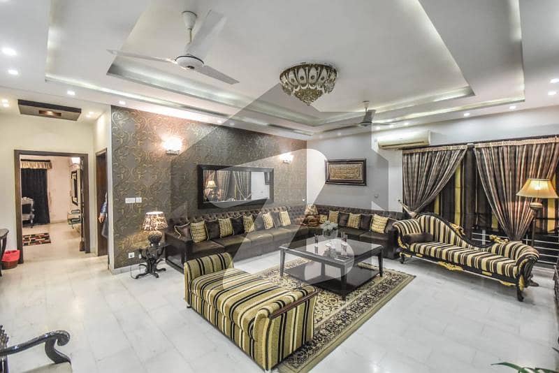 1 Kanal Modern Fully Furnished Lower Portion