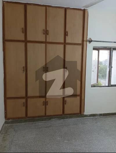 جی