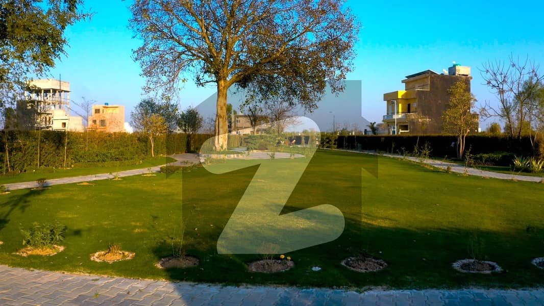 10 marla plot facing park top location available 10 marla plot facing park top location available