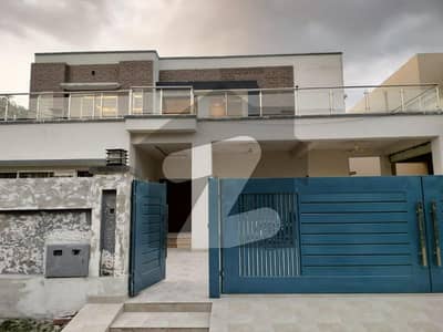 لیک سٹی میڈوز فیز 1 - بلاک ڈی لیک سٹی میڈوز فیز 1,لیک سٹی میڈوز,لاہور میں 3 کمروں کا 1 کنال بالائی پورشن 1.15 لاکھ میں کرایہ پر دستیاب ہے۔
