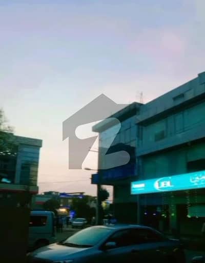 ڈی ایچ اے فیز 2 - بلاک ٹی فیز 2,ڈیفنس (ڈی ایچ اے),لاہور میں 4 مرلہ عمارت 13.75 کروڑ میں برائے فروخت۔