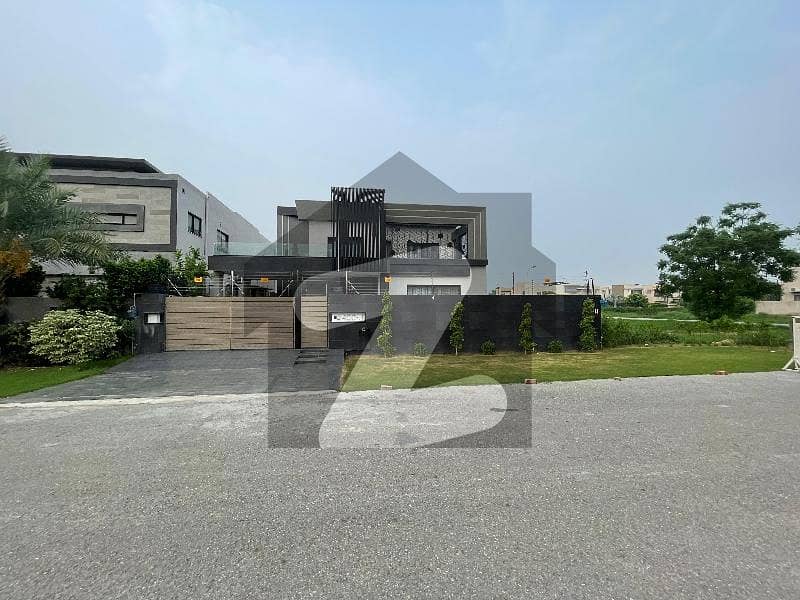 1 Kanal ultra modern house for sale