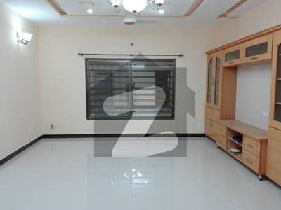Upper Portion Of 500 Square Yards In F-7/1 For sale