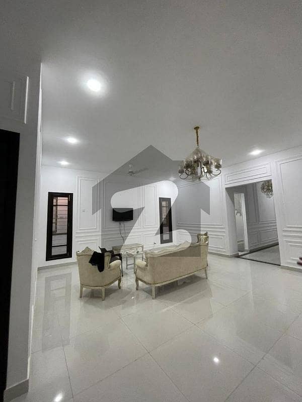 Portion Availbe For rent ph 7