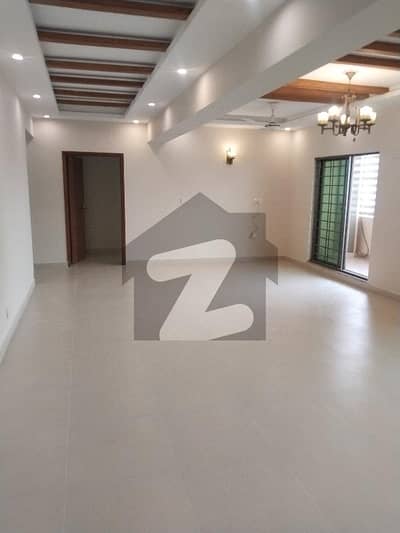 13 Marla 4 Bedrooms Apartment Sector B Askari 11 For Sale
