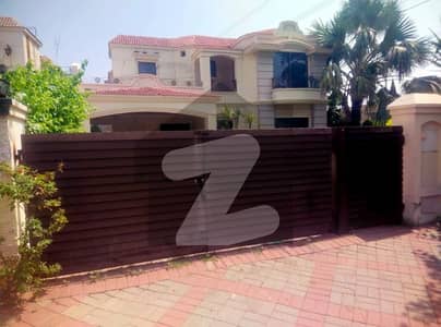 Beautiful house for rent in lake city lahore