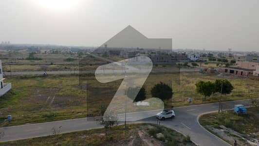 5 Marla Plot DHA Phase 8 Y