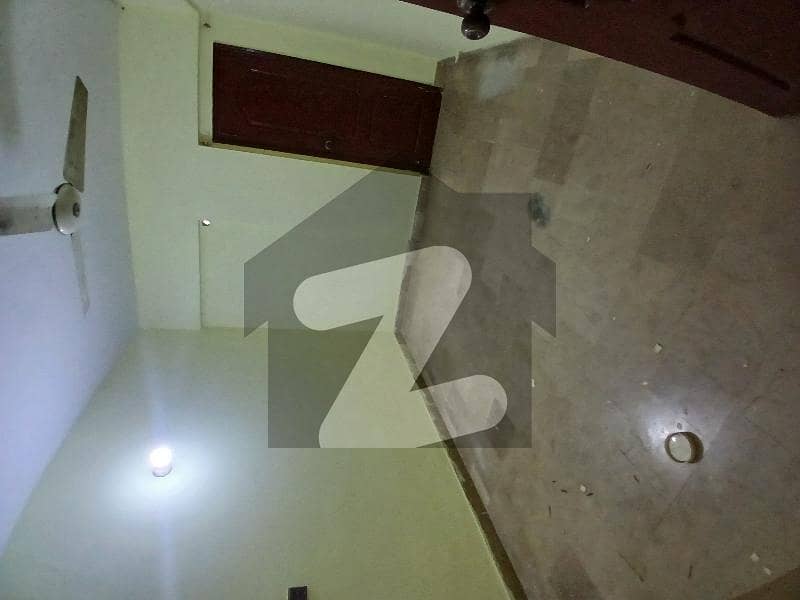 سحر کمرشل ایریا ڈی ایچ اے فیز 7,ڈی ایچ اے ڈیفینس,کراچی میں 2 کمروں کا 4 مرلہ فلیٹ 60.0 ہزار میں کرایہ پر دستیاب ہے۔