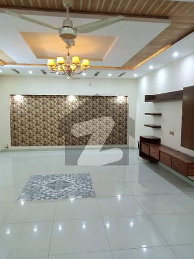 G-13 Like Brand New Ground Portion 30x60 Available For Rent
