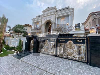 NEAR TO CARREFOUR 01 KANAL PROPER DOUBLE UNIT SPLENDID LUXURY HOUSE FOR SALE