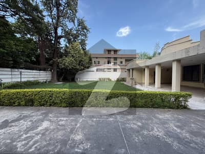 G-6 Beautiful Location 2000 Sq Yrd 5bedroom House For Rent Available