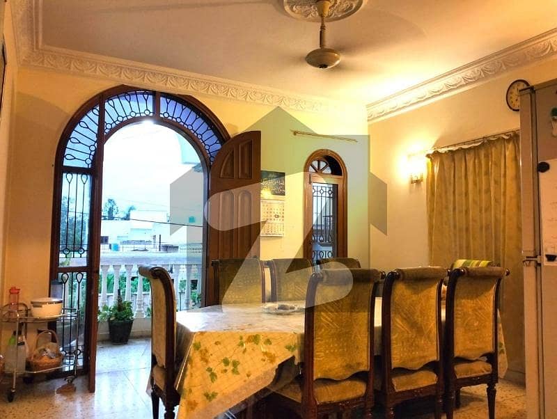 ڈی ایچ اے فیز 2 ڈی ایچ اے ڈیفینس,کراچی میں 5 کمروں کا 1 کنال مکان 11.5 کروڑ میں برائے فروخت۔