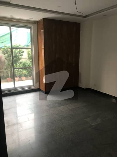 1 BEDROOM APARTMENT AVAILABLE FOR RENT