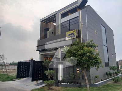 05-Marla Corner Brand New House For Sale