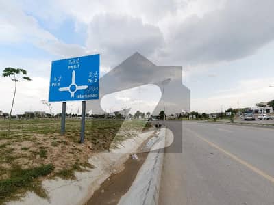 9.5 Marla Corner Plot With Construction Letter For Sale In Bogen Vella