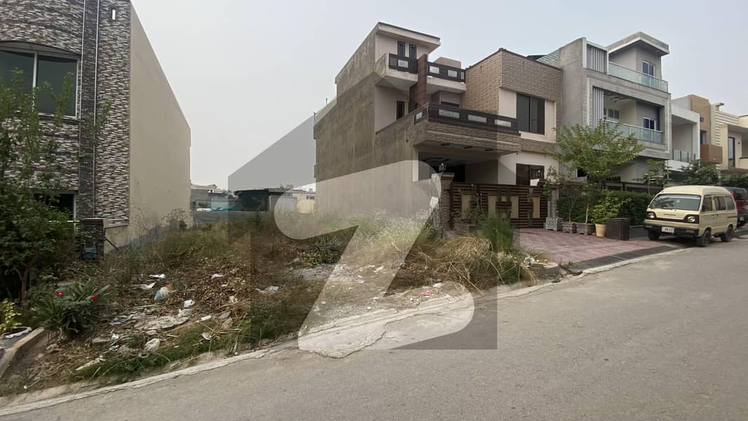 7-Marla LOP CLEAR PLOT FOR SALE IN JINNAH GARDENS