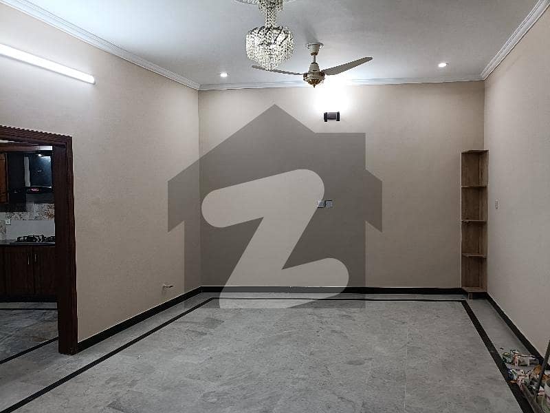 8 Marla upper portion available for rent 8 Marla upper portion available for rent