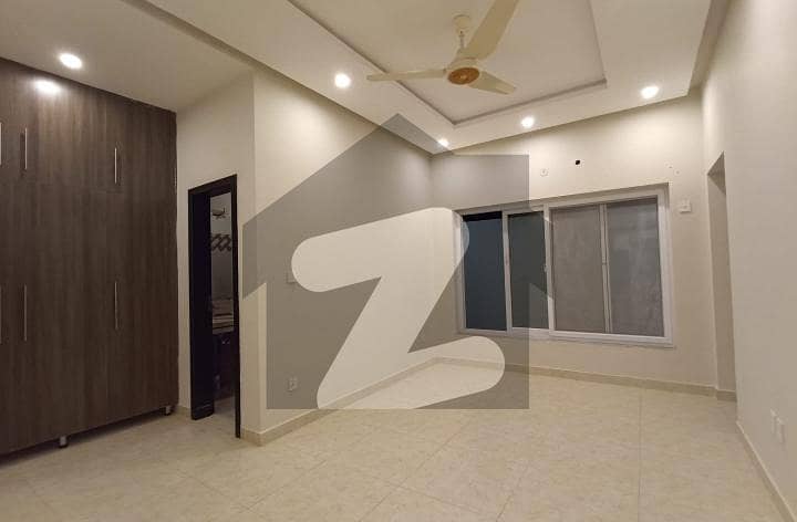 8 Marla Upper Portion Available For Rent 8 Marla Upper Portion Available For Rent
