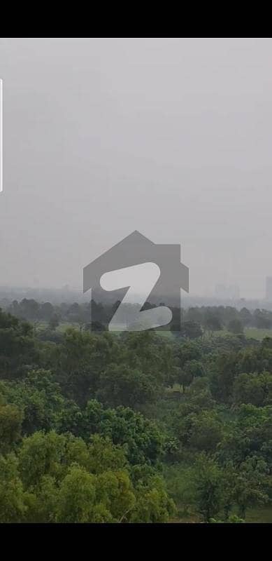 ایف ۔ 10 اسلام آباد میں 9 مرلہ فلیٹ 4.5 کروڑ میں برائے فروخت۔