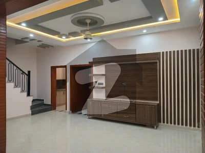 Lavish Single unit House! Prime Location! Sun Face/Solid! Very Reasonable Price! In MPCHS B-17!