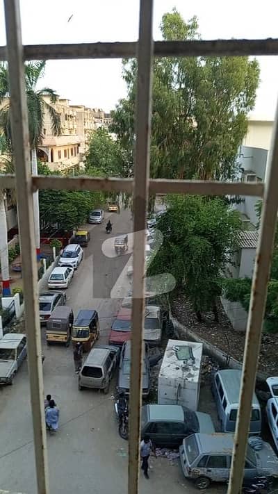 گلشنِ اقبال - بلاک 13 اے گلشنِ اقبال,گلشنِ اقبال ٹاؤن,کراچی میں 1 مرلہ کمرہ 22.0 ہزار میں کرایہ پر دستیاب ہے۔