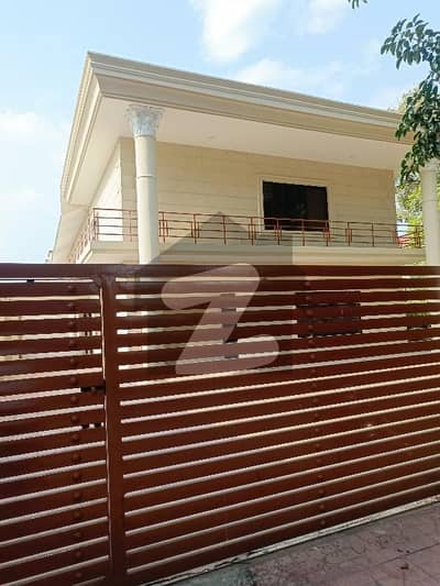 f10 double storey house