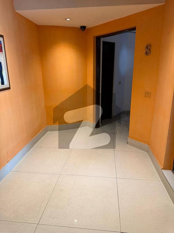 Idol Furnished Apartment Male/ Female