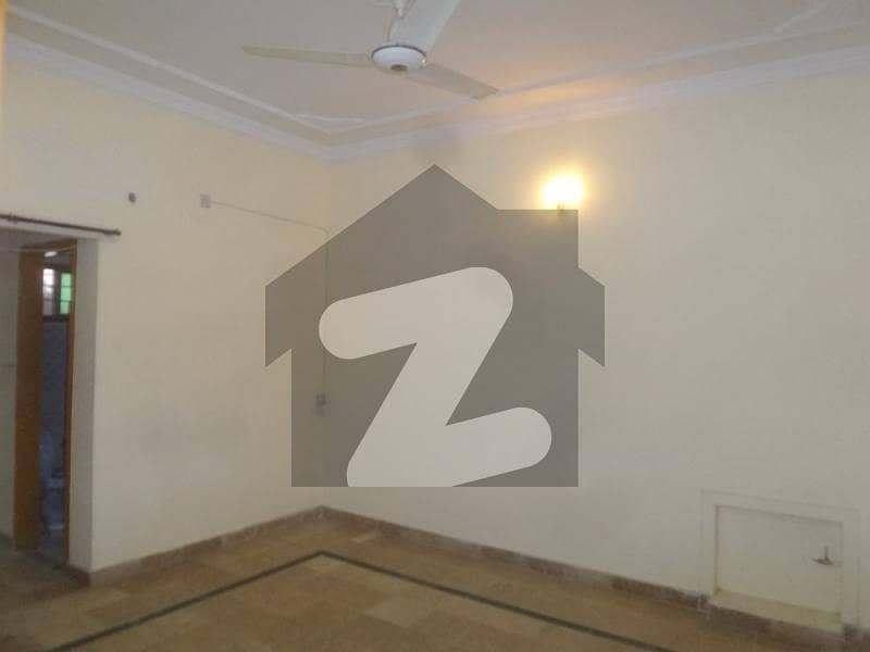 Flat In G-8/2 For rent