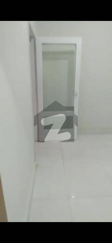 Prime Location Flat Sized 1500 Square Feet Available In Gulshan-E-Iqbal - Block 4