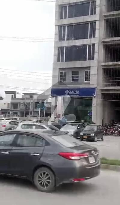 ڈی ایچ اے فیز 8 سابقہ ایئر ایوینیو ڈی ایچ اے فیز 8,ڈی ایچ اے ڈیفینس,لاہور میں 4 مرلہ عمارت 6.5 کروڑ میں برائے فروخت۔