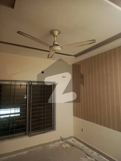 Upper Portion 5 Marla For Rent