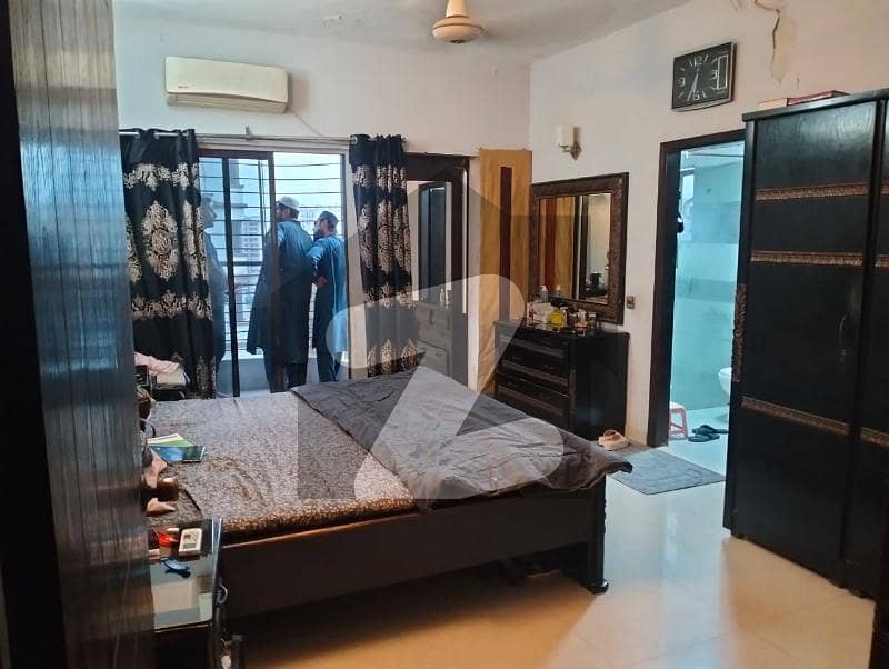 عالمگیر روڈ گلشنِ اقبال ٹاؤن,کراچی میں 3 کمروں کا 7 مرلہ فلیٹ 4.75 کروڑ میں برائے فروخت۔ عالمگیر روڈ گلشنِ اقبال ٹاؤن,کراچی میں 3 کمروں کا 7 مرلہ فلیٹ 4.75 کروڑ میں برائے فروخت۔