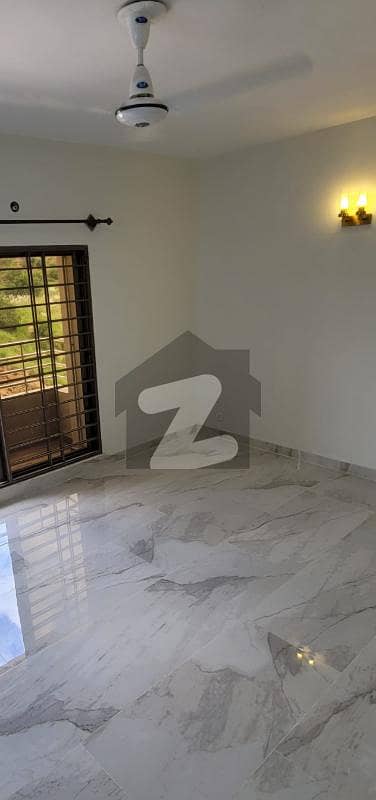 Spacious 3-Bedroom Apartment With Modern Kitchen & Dedicated Servant Quarter In Askari Tower 4