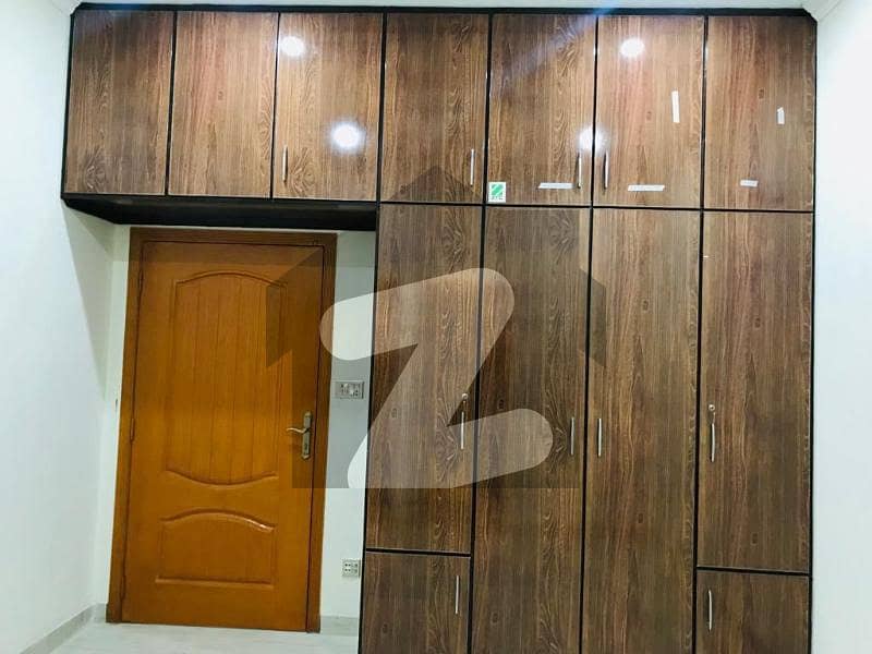 5 MARLA USE HOUSE FOR SALE