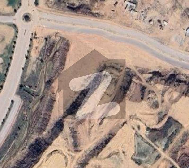Heightened Plot in Sec C , DHA 3 Heightened Plot in Sec C , DHA 3