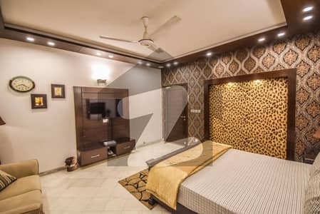 Prime 1 Kanal Lower Portion for Rent in DHA Phase 4 - Ideal Family Home!