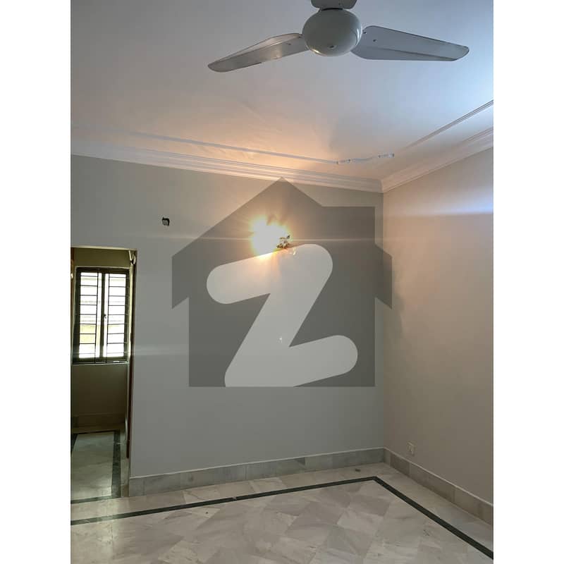 1 Kanal Triple Storey House For Rent 1 Kanal Triple Storey House For Rent