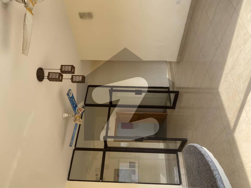 Hayatabad PHA 4 Beds Flat Available For Sell