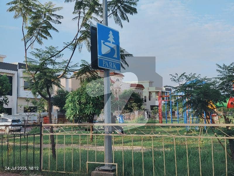 Sector C2 10 Marla Boulevard Category Plot 100% Solid Land Sector C2 10 Marla Boulevard Category Plot 100% Solid Land