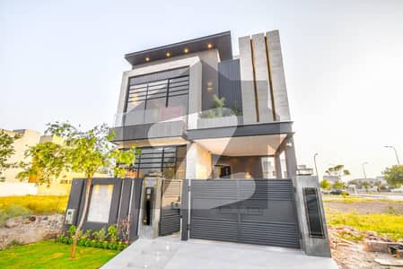 BEAUTIFUL 5 MARLA BRAND NEW HOUSE FOR SALE IN DHA LAHORE