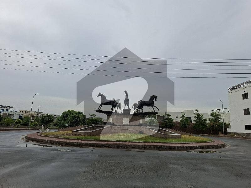 Prime Location 5 MARLA PLOT AVAILABLE FOR SALE Prime Location 5 MARLA PLOT AVAILABLE FOR SALE