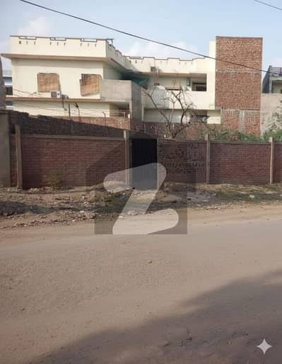 9 Marla Plot for Sale on Station Road