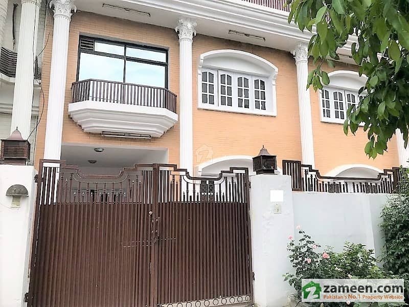 Corner House For Sale I8/4, I8, Islamabad ID11436142