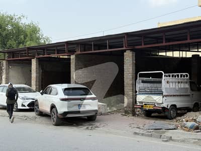 Corner commercial plot