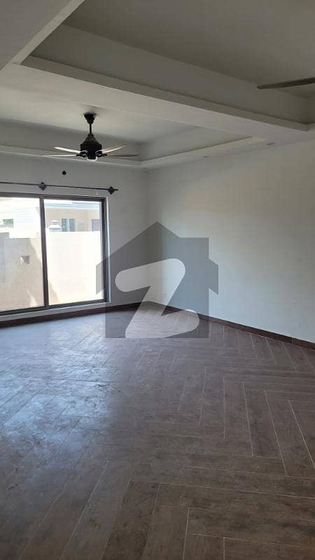 GOOD DEAL SU HOUSE IN ASKARI-5 @59.2 MILLION