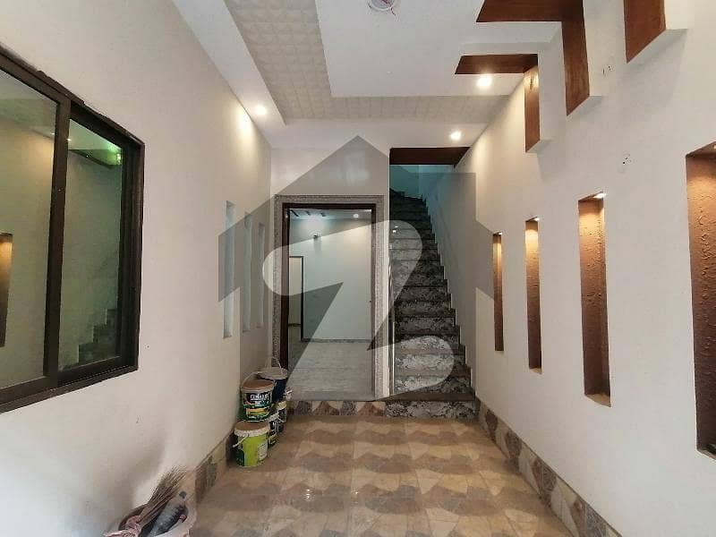 Highly-Desirable 10 Marla House Available In Jubilee Town