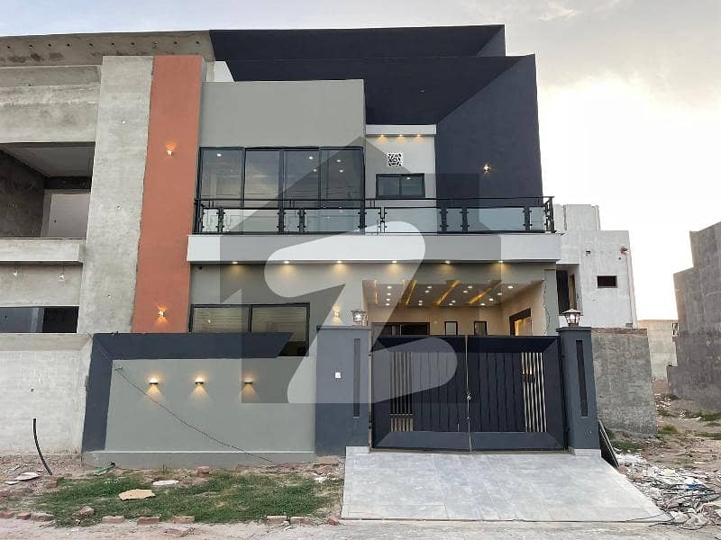 5 MARLA HOUSE AVAILABLE FOR SALE