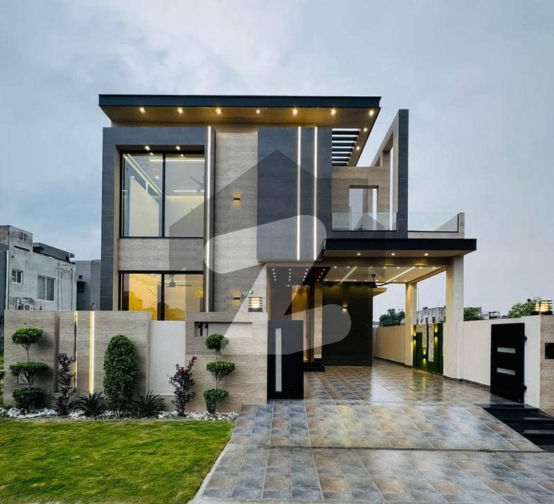 Don't Miss This Dream Home!