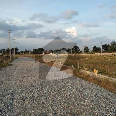 Prime 8 Marla Plot IN FAISAL HILLS